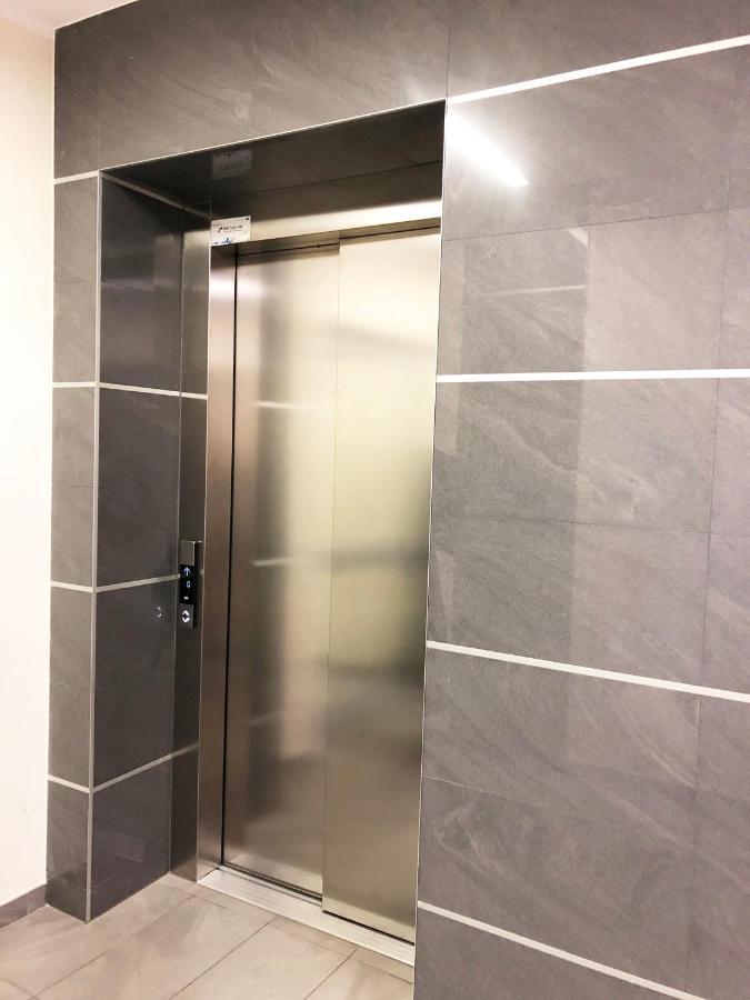 Rakowska 14A 1 Bedroom By Homeprime Varşova Dış mekan fotoğraf