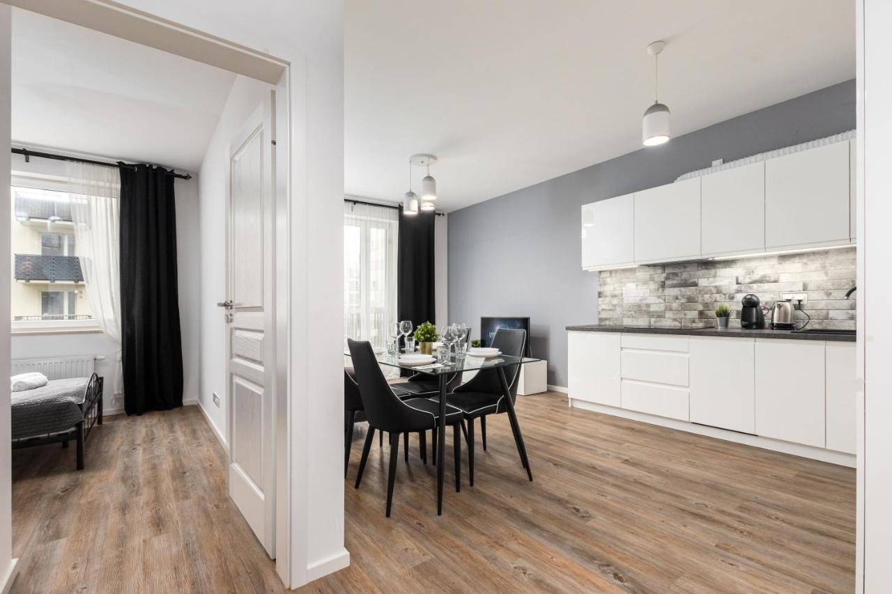 Rakowska 14A 1 Bedroom By Homeprime Varşova Dış mekan fotoğraf